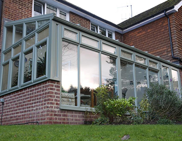 Chartwell green lean-to